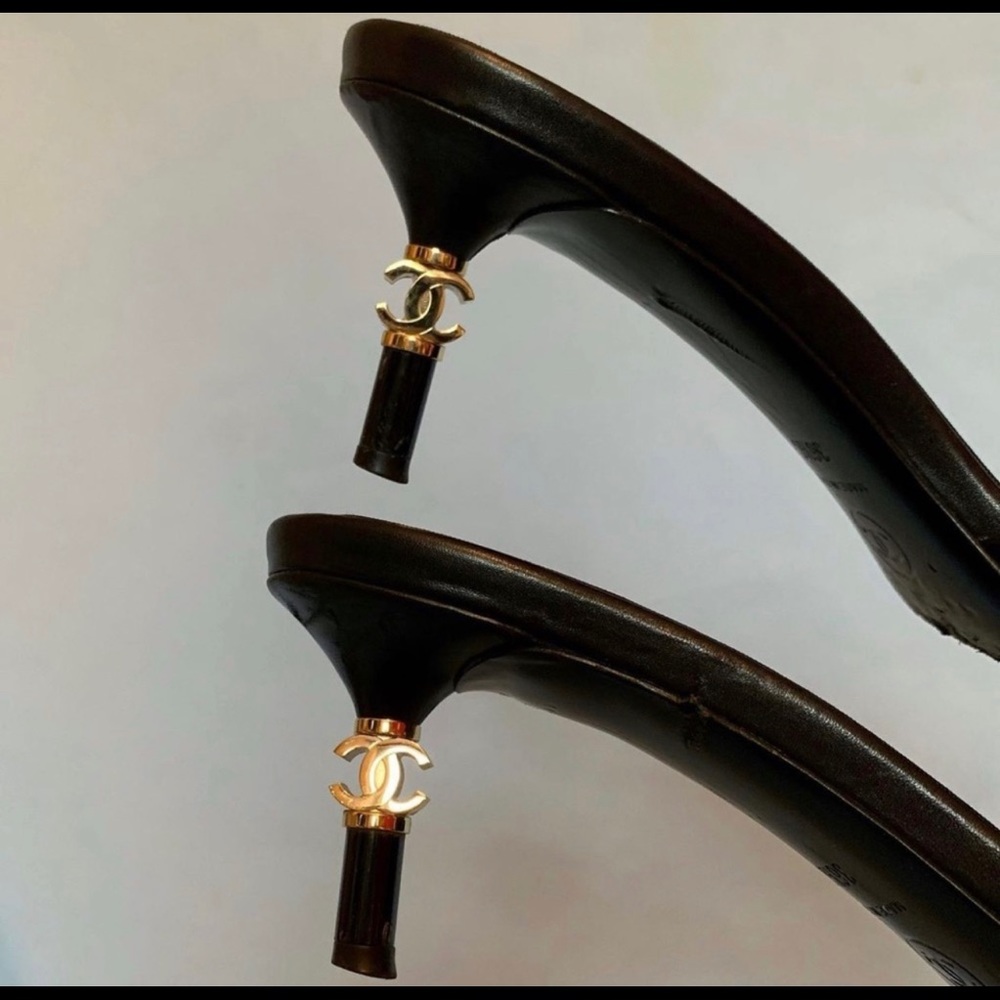90s rare Vintage Chanel heels